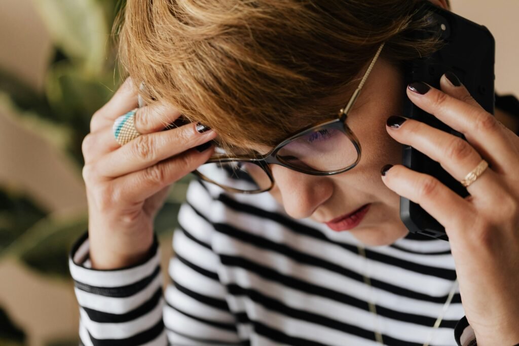 How to Identify Fake Bank Emails and Calls